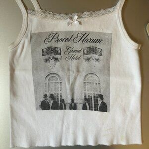 brandy melville white tank with grey graphic